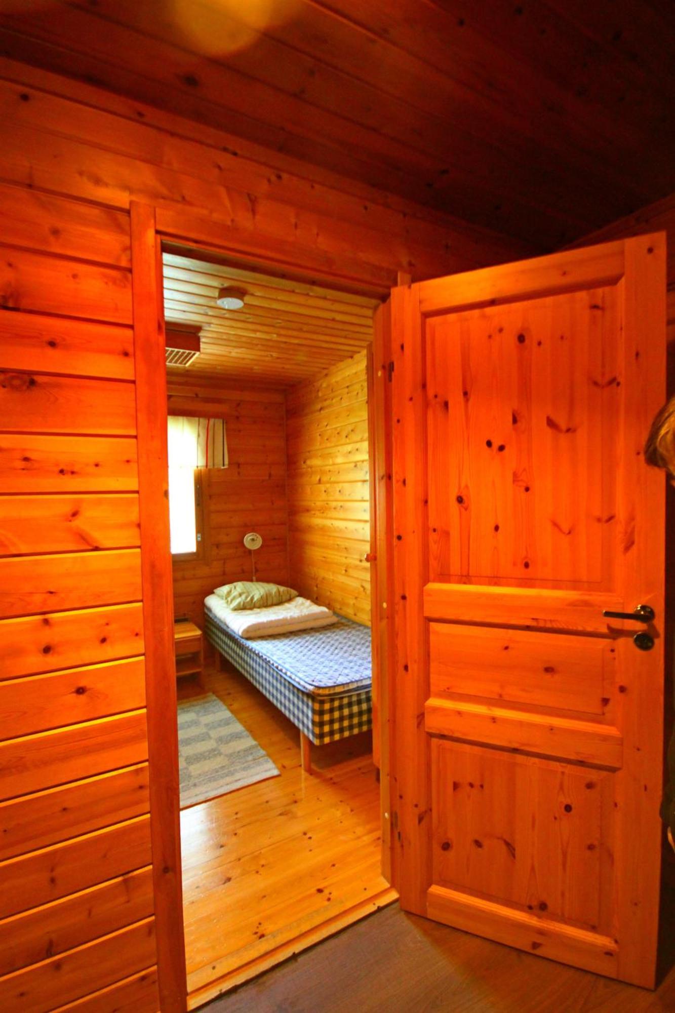 Ukonjärven Holiday Village Ivalo Rum bild