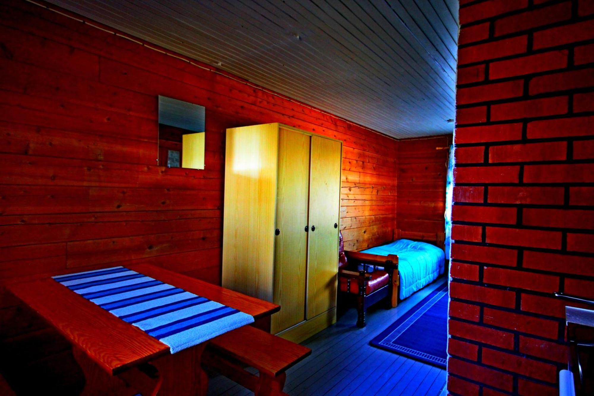 Ukonjärven Holiday Village Ivalo Rum bild