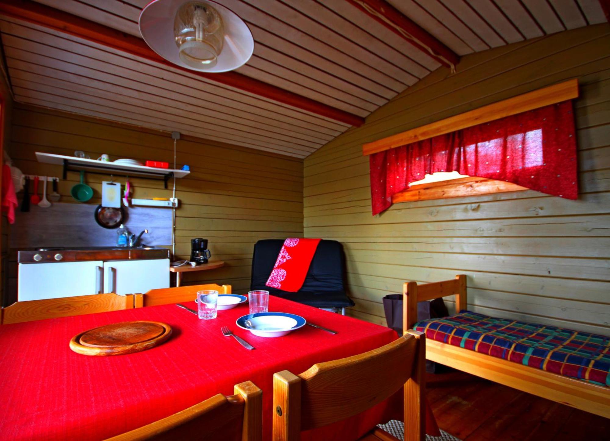 Ukonjärven Holiday Village Ivalo Rum bild