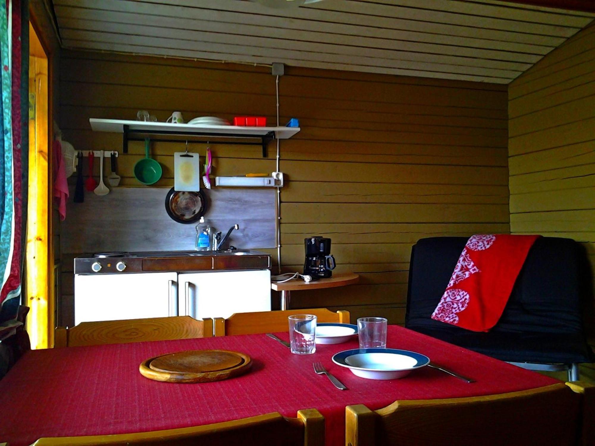 Ukonjärven Holiday Village Ivalo Rum bild